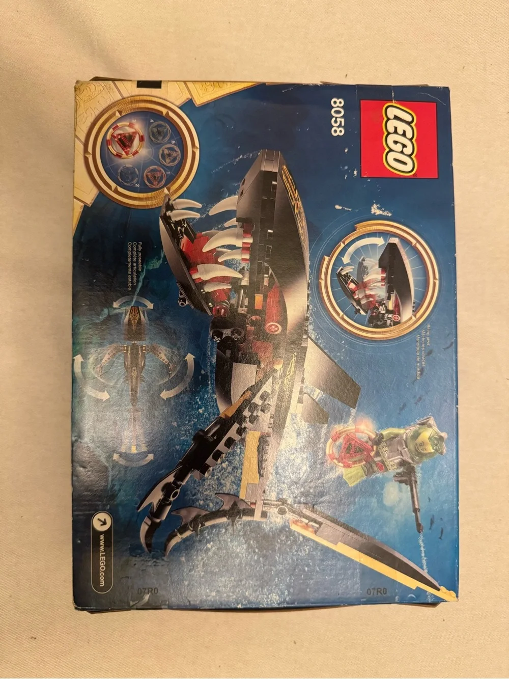LEGO Atlantis Black and Gold Submarine Set - Picture 2 of 7